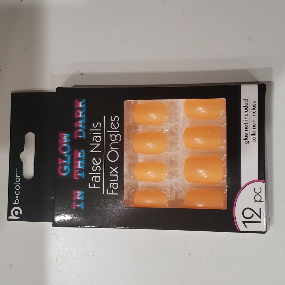 Square GLOW IN THE DARK nails 💅 12 pc